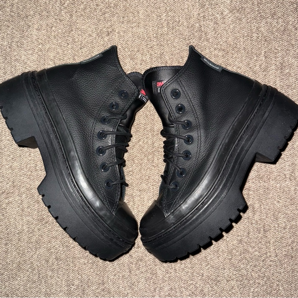 Converse Chuck Taylor All Star Lugged Heel Platform Waterproof Black size 5 NEW - Picture 2 of 5